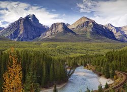 Dolina Bow Valley w Parku Narodowym Banff w Kanadzie