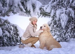Zima, Drzewa, Dziewczynka, Pies, Golden retriever