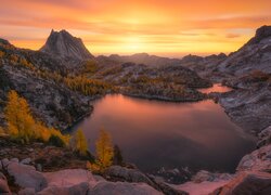 Góry Kaskadowe, Góry, Mount Shasta, Jezioro, Heart Lake, Zachód słońca, Kalifornia, Stany Zjednoczone