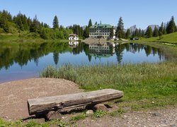 Jezioro Grosssee, Ławka, Hotel, Berghotel Seebenalp, Oberterzen, Szwajcaria