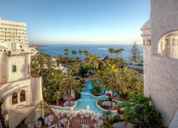 Hotel Jardin Tropical nad oceanem w Costa Adeje na Teneryfie