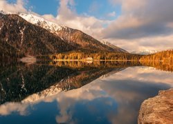 Jezioro Lago di Anterselva w Dolomitach