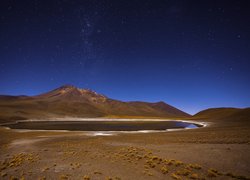 Chile, Płaskowyż Atakama, Jezioro Laguna Miniques, Góry, Gwiazdy