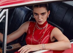 Kobieta, Modelka, Kendall Jenner, Biżuteria, Czerwona, Sukienka, Samochód