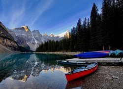 Park Narodowy Banff, Góry Skaliste, Kajaki, Jezioro, Moraine Lake, Drzewa, Odbicie, Alberta, Kanada
