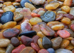 Kolorowe kamienie w zbliżeniu