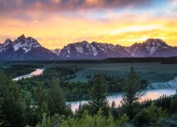 Stany Zjednoczone, Wyoming, Park Narodowy Grand Teton, Góry, Rzeka, Snake River, Zachód słońca, Drzewa