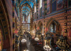 Polska, Kraków, Kościół Mariacki, Kościół Wniebowzięcia Najświętszej Marii, Wnętrze