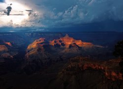 Park Narodowy Wielkiego Kanionu, Grand Canyon, Wielki Kanion Kolorado, Góry, Chmury, Arizona, Stany Zjednoczone