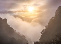 Góry, Huang Shan, Wschód słońca, Morze mgieł, Mgła, Prowincja Anhui, Chiny