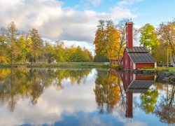 Jesień, Staw, Dom, Młyn, Stromfors Iron Works, Drzewa, Odbicie, Gmina Ruotsinpyhtaa, Finlandia