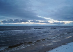 Morska plaża w Karwii
