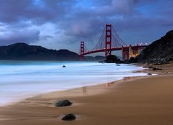 Most Golden Gate nad zatoką w San Francisco