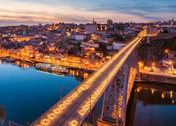 Portugalia, Porto, Rzeka Duero, Statek, Oświetlony, Most Ponte Dom Luis I