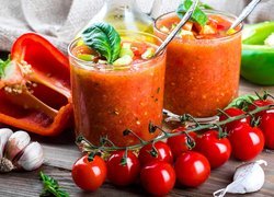 Napoje z pomidorów i papryki
