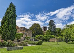 Drzewa, Krzewy, Budynki, Ogród, Klasztor Kordelierów, Couvent des Cordeliers, Forcalquier, Francja