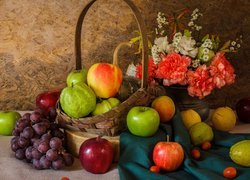 Owoce, Jabłka, Gruszki, Winogrona, Koszyk, Bukiet kwiatów, Goździki