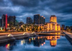 Oświetlone, Budynki, Domy, Fontanna, Park Waterfront, San Diego, Kalifornia, Stany Zjednoczone