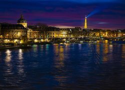 Noc, Rzeka Sekwana, Paryż, Francja