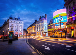 Piccadilly Circus w centralnym Londynie