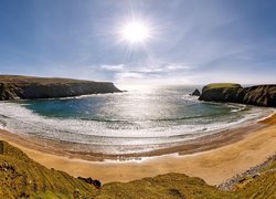 Morze, Zatoka, Skały, Plaża, Silver Strand Beach, Promienie słońca, Malin Beg, Hrabstwo Donegal, Irlandia