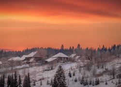 Wschód słońca, Świt, Zima, Śnieg, Domy, Wieś Kusye Alexandrovsky, Kraj Permski, Rosja