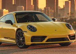Żółte, Porsche 911 Carrera T, Przód