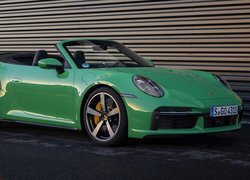 Porsche 911 Turbo w kolorze zielonym