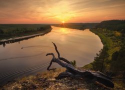 Rzeka Dolna Tunguzka w Rosji