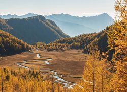 Rzeka we włoskiej dolinie Preda Rossa