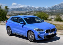 Niebieskie, BMW X2, 2018, Droga, Góry