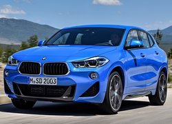 Niebieskie, BMW X2, 2018, Droga