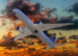 Samolot pasażerski w chmurach w grafice 2D