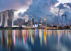 Zatoka Marina Bay, Hotel Marina Bay Sands, Diabelski młyn, Singapore Flyer, Wieżowce, Singapur