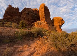 Skalne formacje Turret Arch w Utah