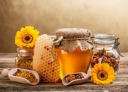 Miód, Wosk pszczeli, Pyłek pszczeli, Słoiki