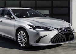 Lexus ES, Hybryda, 2021