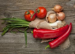 Warzywa, Papryka, Pomidory, Cebula, Szczypior, Deski