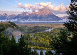 Park Narodowy Grand Teton, Góry, Teton Range, Las, Drzewa, Chmury, Rzeka, Snake River, Stan Wyoming, Stany Zjednoczone