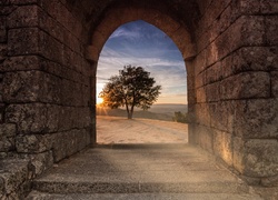 Widok z bramy starego zamku w Portugalii