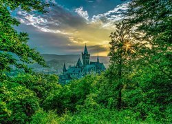 Zamek Wernigerode, Drzewa, Las, Chmury, Zachód słońca, Wernigerode, Powiat Harz, Niemcy