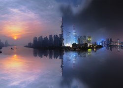 Chiny, Szanghaj, Wieża Oriental Pearl Tower, Drapacze chmur, Wschód słońca, Zmierzch, Rzeka Jangcy, Odbicie