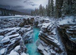 Zima, Park Narodowy Jasper, Skały, Rzeka Athabasca, Wodospad, Alberta, Kanada