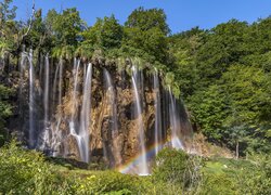 Park Narodowy Jezior Plitwickich, Drzewa, Skały, Wodospad Galovac, Tęcza, Chorwacja
