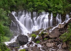 Las, Kamienie, Wodospad Simmenfalle, Rzeka Simme, Berner Oberland, Szwajcaria