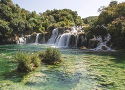 Rzeka, Wodospad, Skradinski Buk Waterfall, Krzewy, Drzewa, Park Narodowy Krka, Chorwacja
