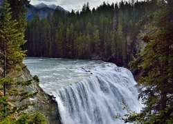 Góry, Wodospad Wapta Falls, Rzeka Kicking Horse, Park Narodowy Yoho, Las, Drzewa, Prowincja Kolumbia Brytyjska, Kanada