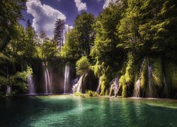 Park Narodowy Jezior Plitwickich, Wodospady, Skały, Drzewa, Obłoki, Chorwacja