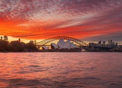 Wschód słońca, Zatoka Port Jackson, Sydney Opera House, Most Sydney Harbour, Sydney, Australia