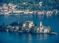 Domy, Jezioro, Lago Orta, Bazylika San Giulio, Wyspa San Giulio, Piemont, Włochy